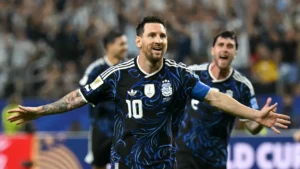 FIFA Kabulkan Permintaan Argentina: Jersey Biru Tua Dipakai Lawan Inggris, Takhayul atau Senjata Psikologis?