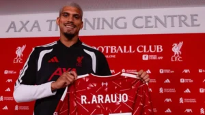 Resmi Gabung Liverpool, Ronald Araujo: Ini adalah Langkah Ideal