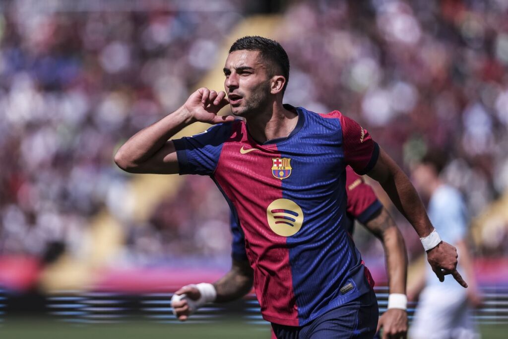 Barcelona Terancam Krisis Striker jika Ferran Torres Pergi