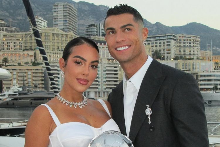 Ronaldo Resmi Menikahi Georgina, Kisah Cinta 10 Tahun Berujung Ikatan Perkawinan